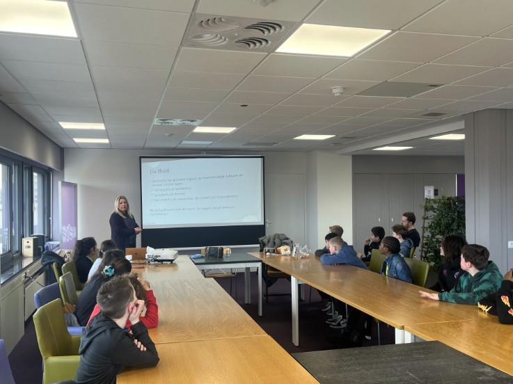 Thema 9: Schoonheidsspecialiste